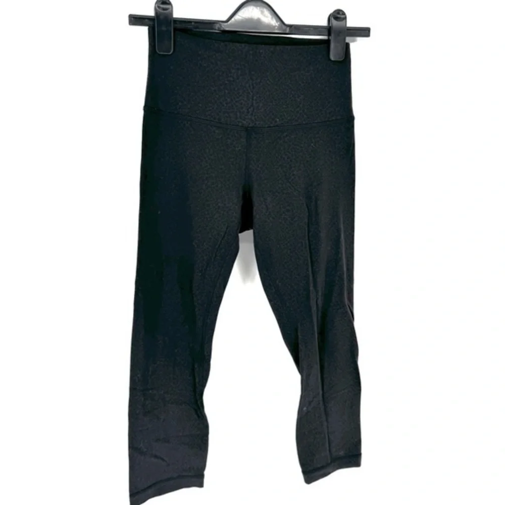 Lululemon align Black and gray pattern High-Waisted cropped yoga Leggings 6